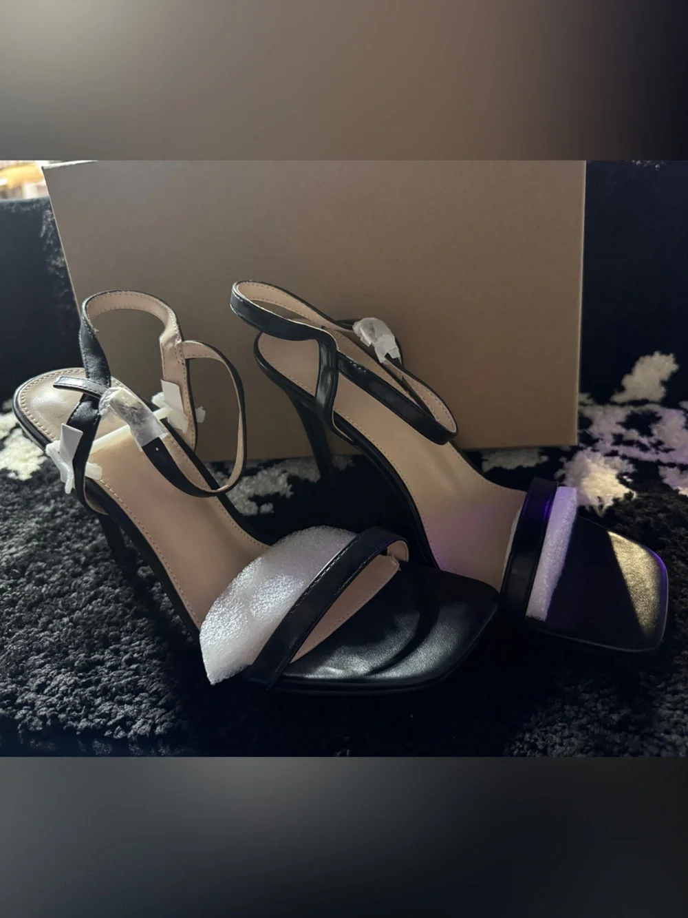NWT size 8 Black Strappy Women’s Sandals - Sleek Evening Heels